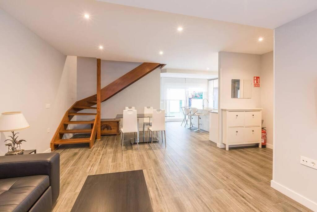 Chalet En La Cuidad- Con Jardin Y Barbacoa Gijón Extérieur photo